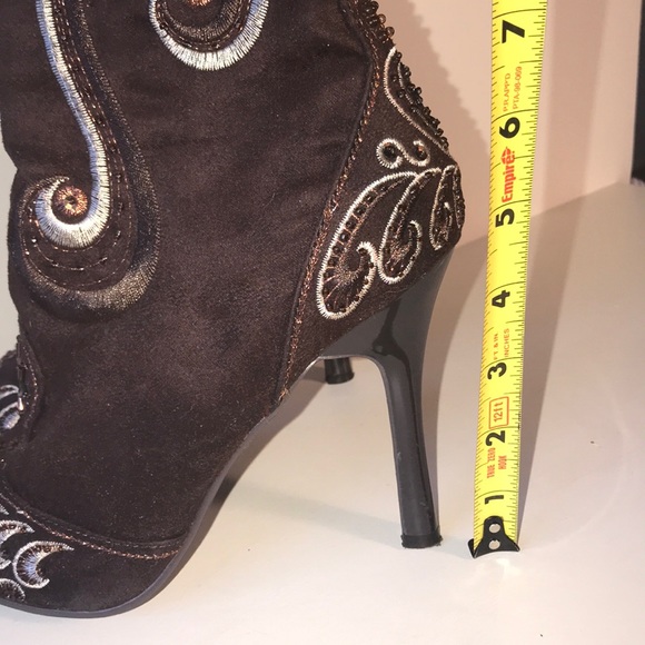Beautiful Brown Embroidered Knee High Boot - Picture 8 of 8